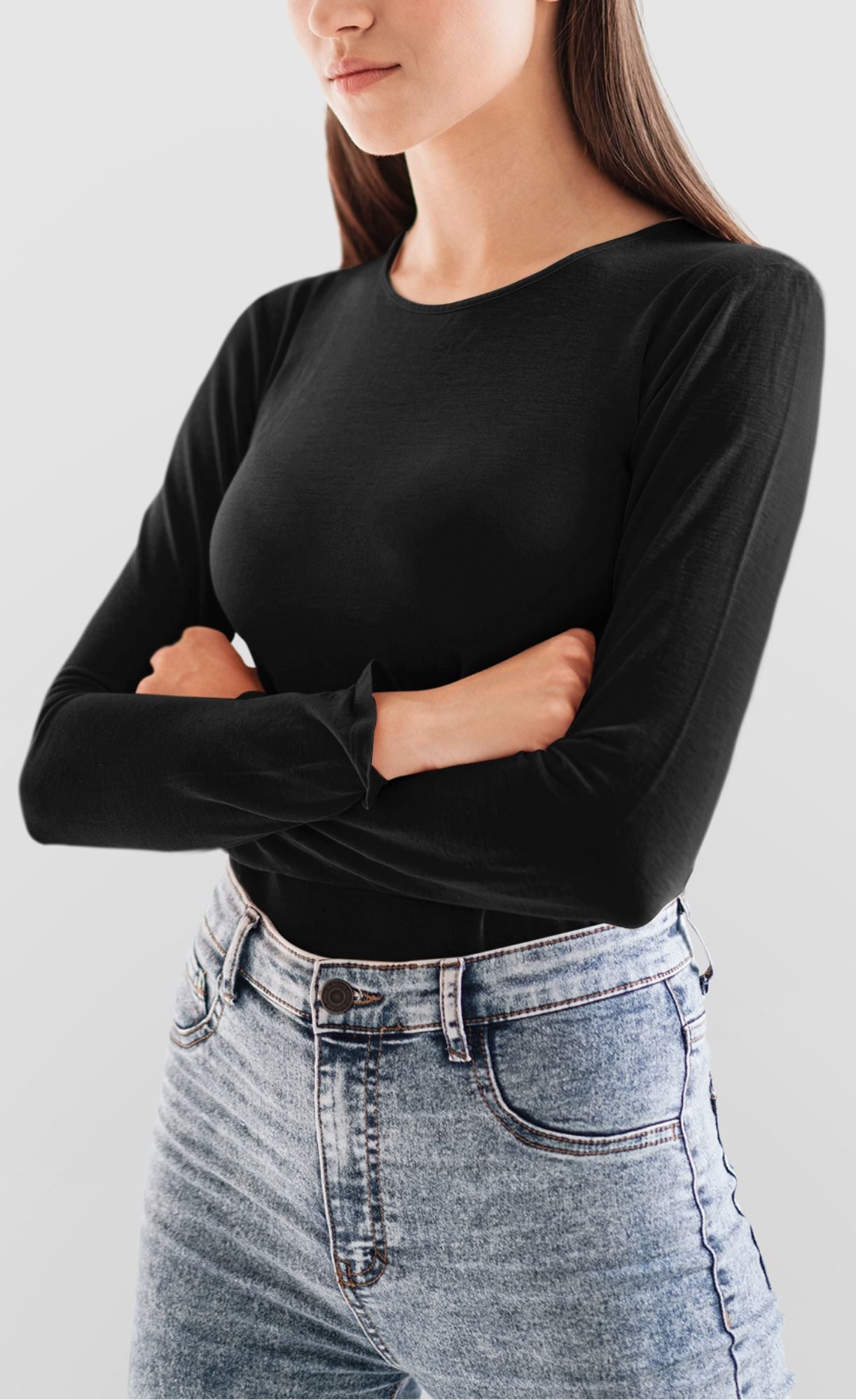 Classic Long Sleeve T-Sirt Black Soft and Flattering